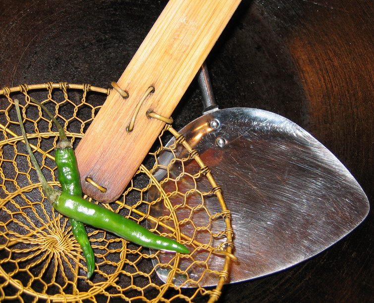 Chinese Cooking Tools - The Woks of Life